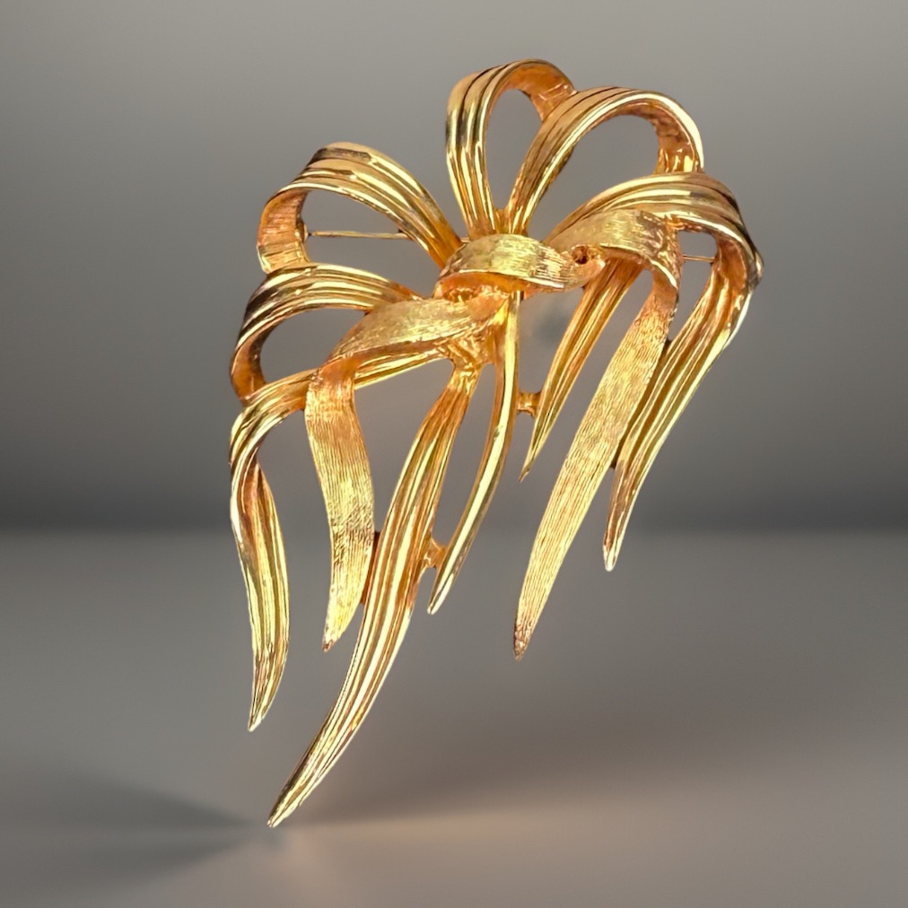 Vintage Mcm Marcel Boucher Goldtone Large Brooch
